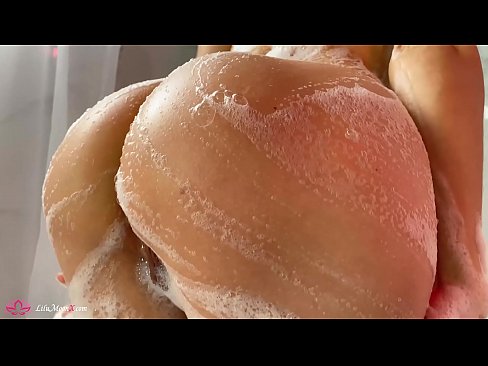 ❤️ Brunette masturboi pillua vibraattorilla intensiiviseen orgasmiin suihkussa ❤❌ Anaalivideo at fi.hentaizm.ru ️❤